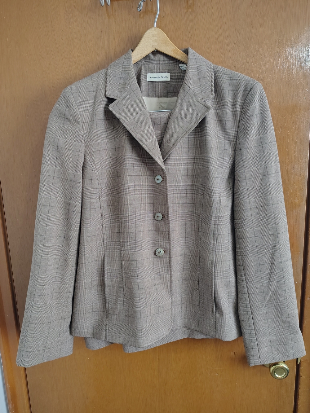 Amanda Smith Taupe Plaid Women's Blazer Jacket